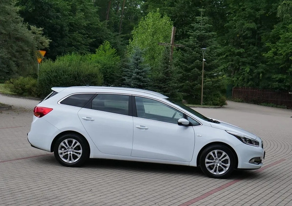 Kia Ceed cena 33990 przebieg: 191000, rok produkcji 2014 z Olsztyn małe 407